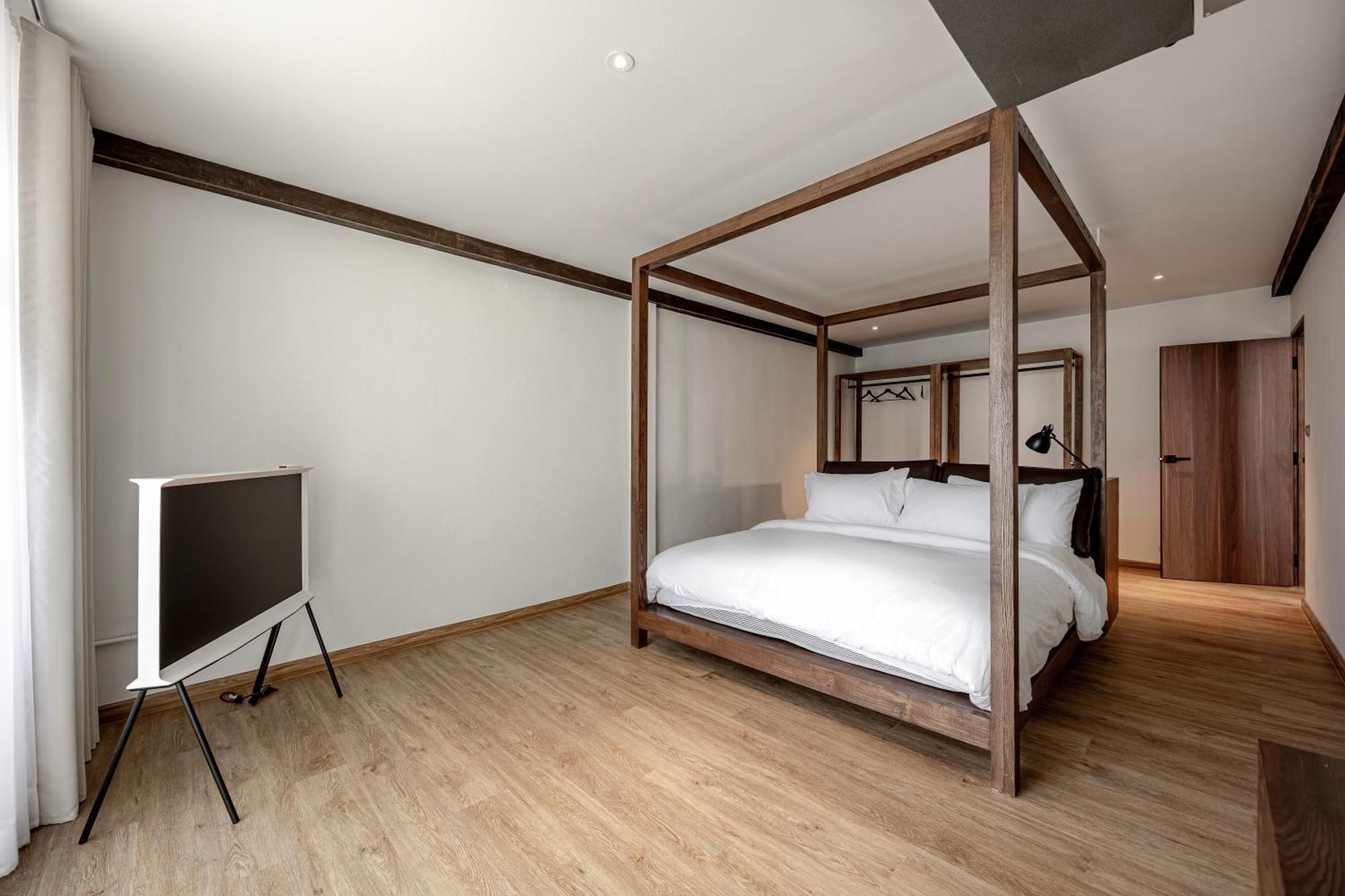 Appartamento The Lair Bangkok - 3Mins Walk To Icon Siam Esterno foto